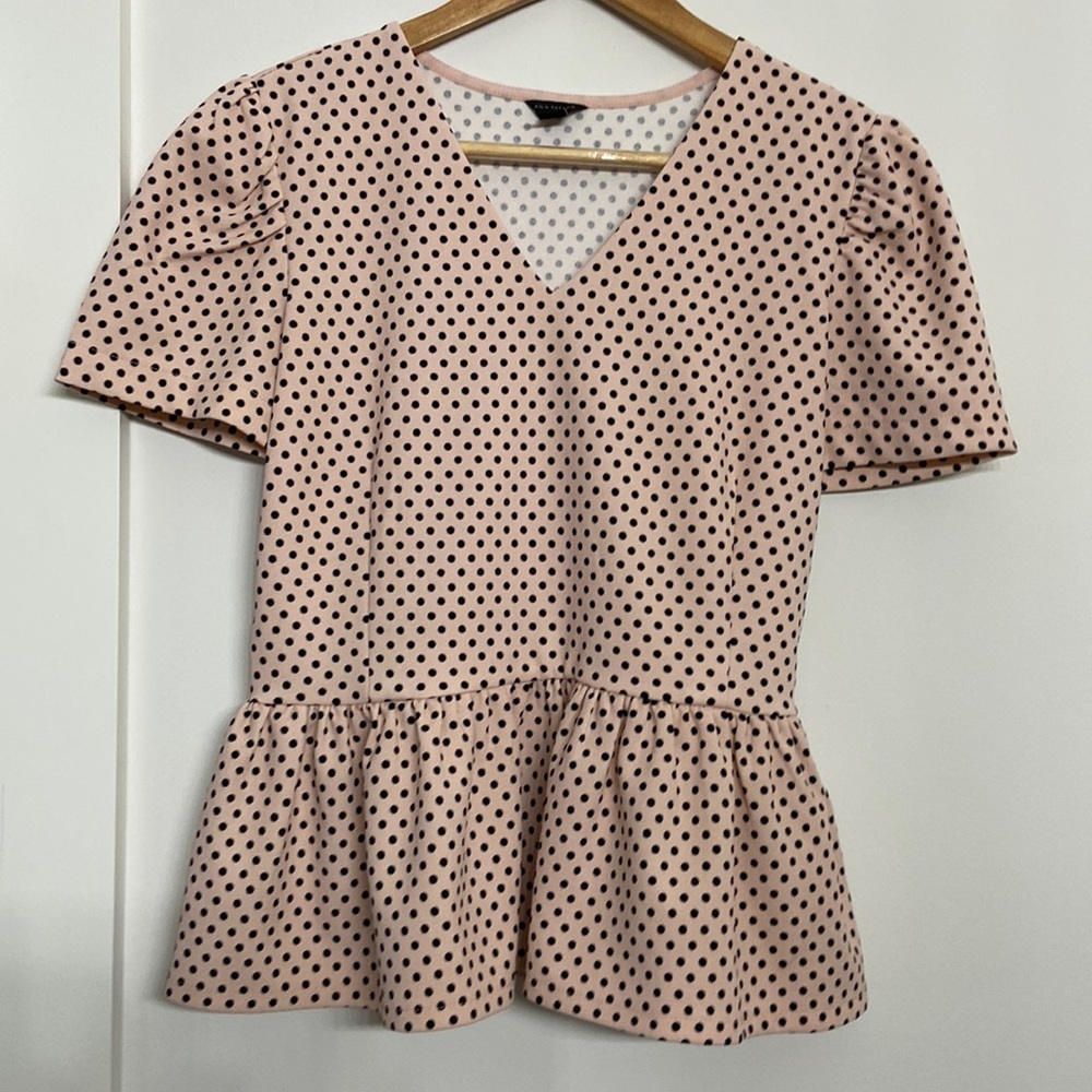 Ann Taylor blush pink dot peplum hem blouse Size XS